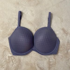 LE MYSTERE BRA